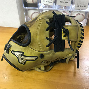 ミズノ硬式グローブ・ヘリ革交換後